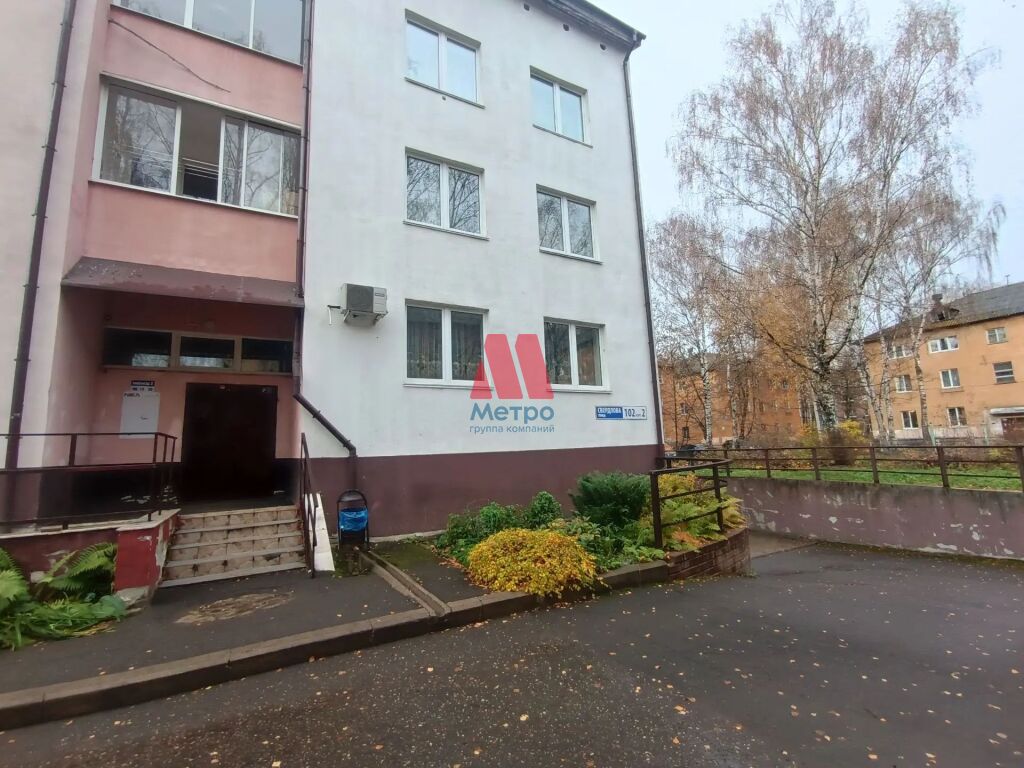 1-комн, 42 кв.м, 1/4 этаж