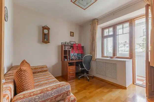 4-комн. квартира, 116,3 м², 2/4 этаж