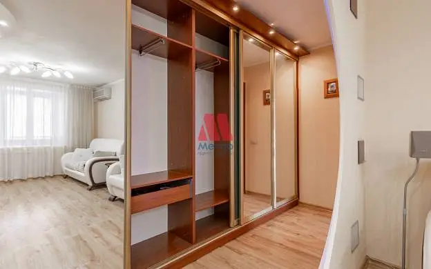 2-комн. квартира, 60 м², 4/10 этаж