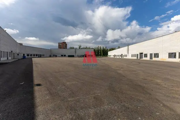 Торговое помещение, 1 000 м²