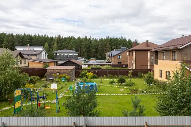 Таунхаус, 230 м², 3 сот., 3 этажа