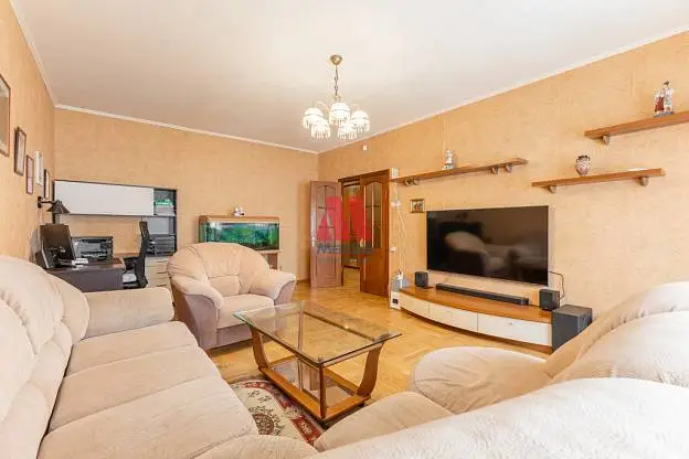 3-комн. квартира, 85 м², 5/5 этаж