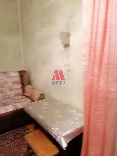 2-комн. квартира, 42 м², 3/5 этаж