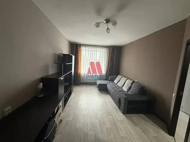 1-комн. квартира, 37 м², 4/8 этаж