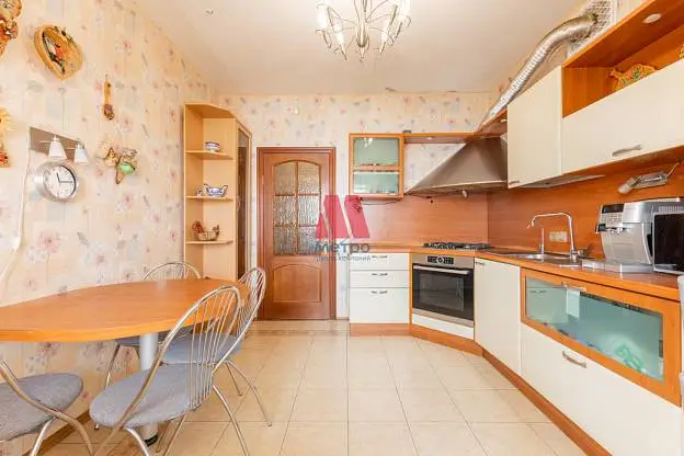 3-комн. квартира, 85 м², 5/5 этаж