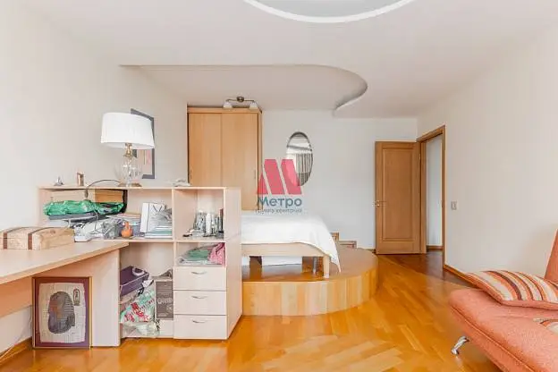 4-комн. квартира, 116,3 м², 2/4 этаж