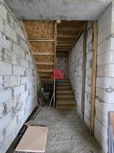 Дом, 180 м², 11 сот., 2 этажа
