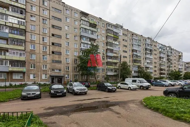 2-комн. квартира, 49,3 м², 3/9 этаж