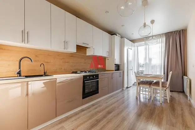 2-комн. квартира, 55,4 м², 3/3 этаж