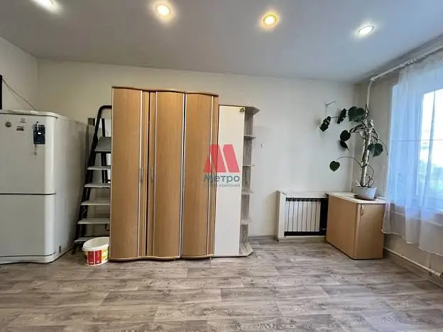 Комната, 1/9 этаж