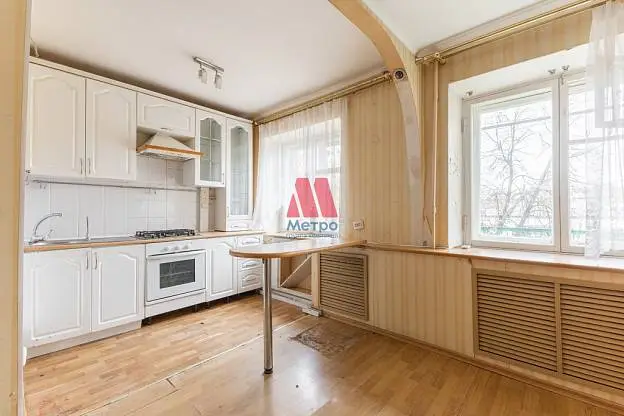 2-комн. квартира, 42,6 м², 4/5 этаж