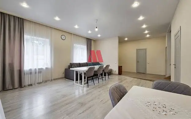 Дом, 150 м², 4 сот., 2 этажа