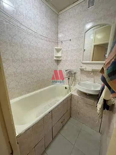 2-комн. квартира, 41 м², 3/5 этаж