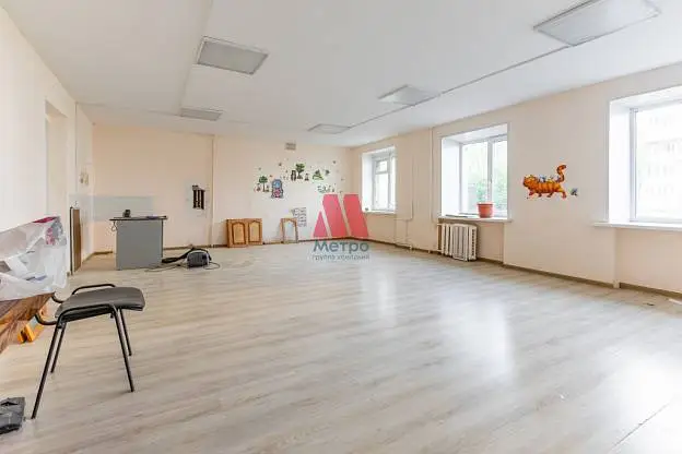 Свободного назначения, 200 м²