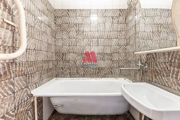 2-комн. квартира, 43,2 м², 2/9 этаж