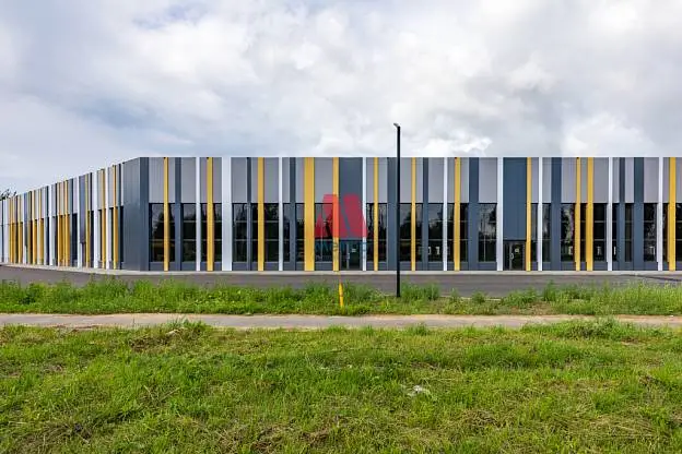 Торговое помещение, 1 000 м²