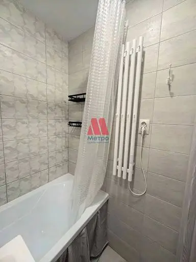 2-комн. квартира, 45 м², 5/5 этаж