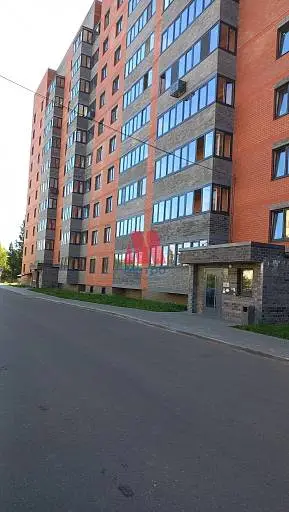 3-комн. квартира, 80 м², 1/10 этаж