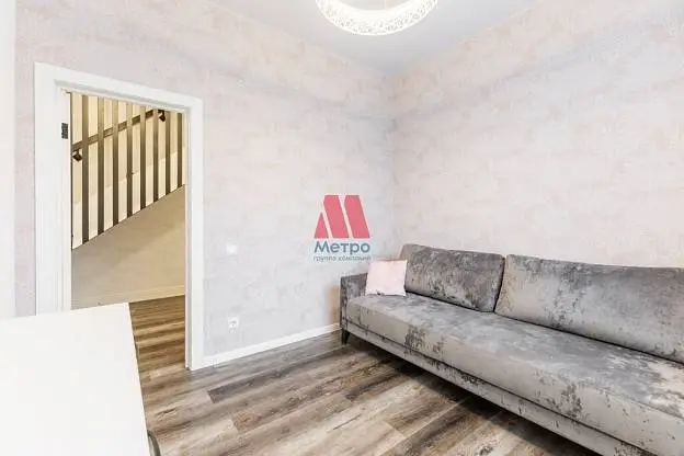 Дом, 180 м², 10 сот., 2 этажа