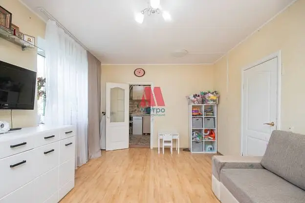 2-комн. квартира, 46,9 м², 3/3 этаж