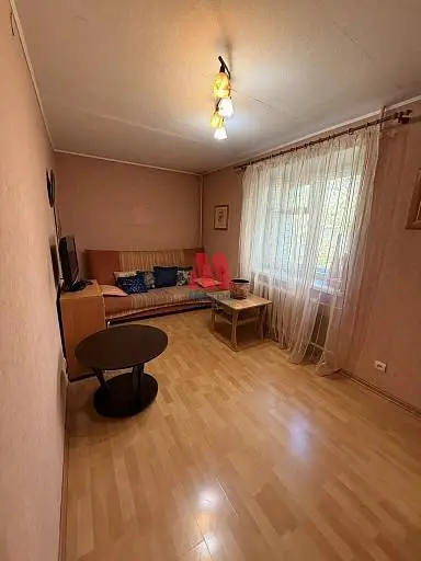 2-комн. квартира, 41 м², 3/5 этаж