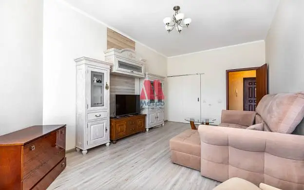 1-комн. квартира, 42,3 м², 8/12 этаж