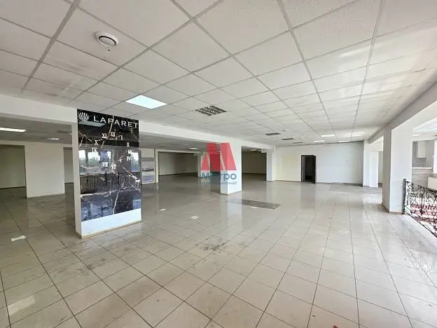 Свободного назначения, 394 м²