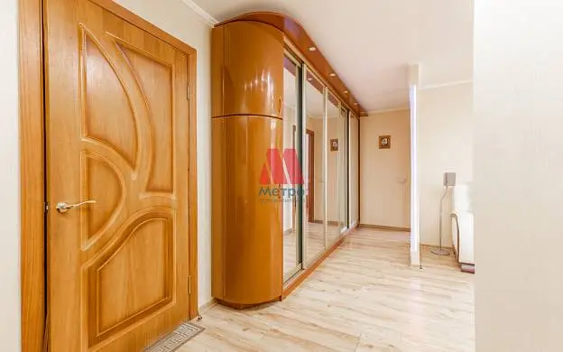 2-комн. квартира, 60 м², 4/10 этаж