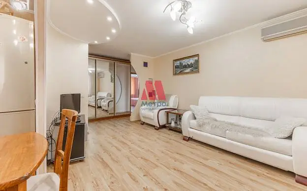 2-комн. квартира, 60 м², 4/10 этаж