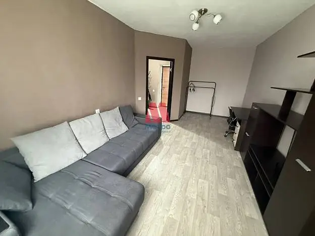 1-комн. квартира, 37 м², 4/8 этаж