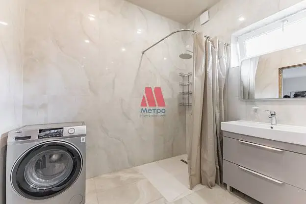 Дом, 150 м², 4 сот., 2 этажа
