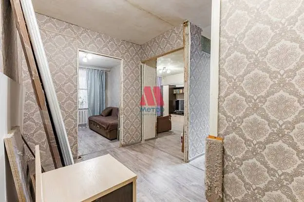 2-комн. квартира, 42,8 м², 1/9 этаж