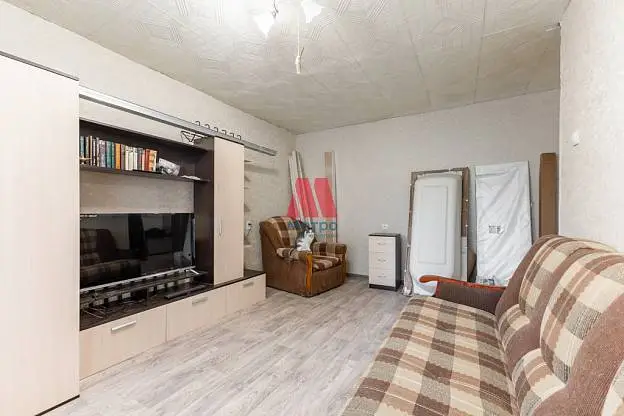 2-комн. квартира, 42,8 м², 1/9 этаж