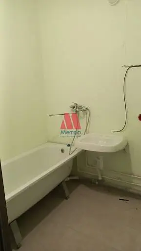 3-комн. квартира, 80 м², 1/10 этаж