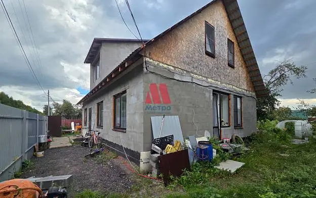 Дом, 150 м², 4 сот., 2 этажа