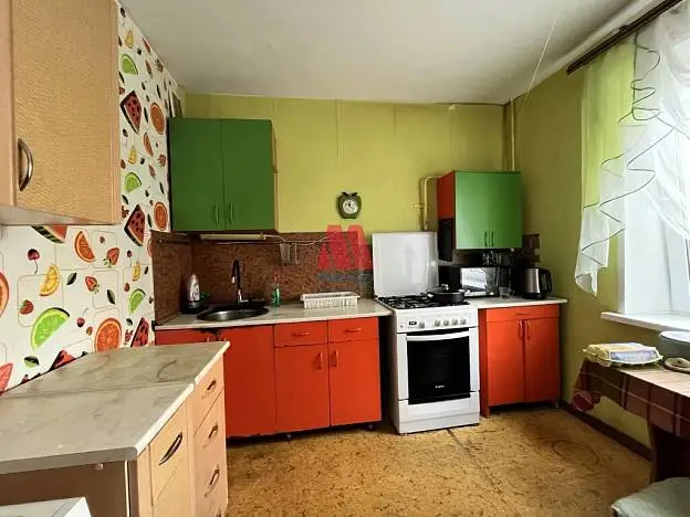 Комната, 1/9 этаж