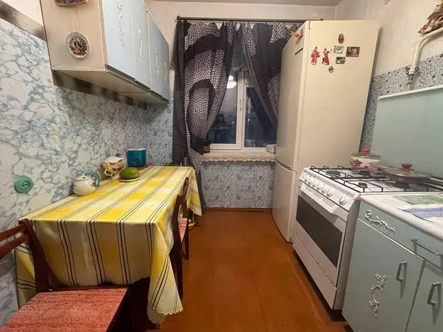 4-комн. квартира, 76,5 м², 2/5 этаж