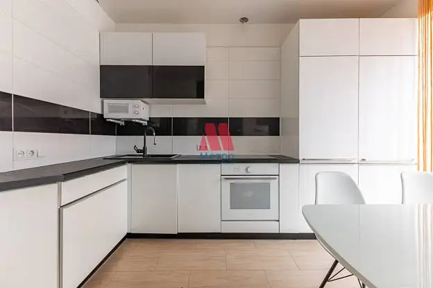 2-комн. квартира, 63,1 м², 8/15 этаж