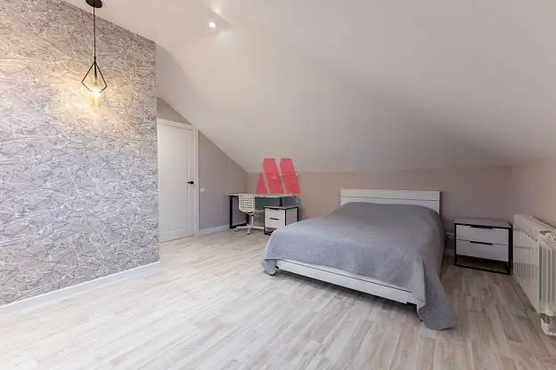 Дом, 180 м², 10 сот., 2 этажа