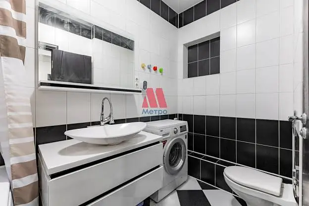 2-комн. квартира, 63,1 м², 8/15 этаж