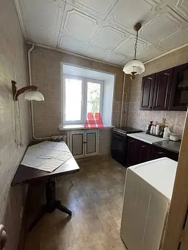 2-комн. квартира, 41 м², 3/5 этаж