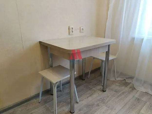 1-комн. квартира, 30,3 м², 1/5 этаж