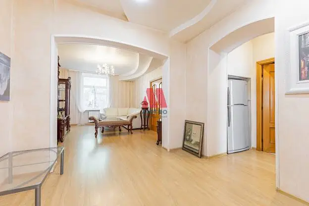 3-комн. квартира, 87 м², 2/4 этаж