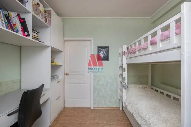2-комн. квартира, 46,9 м², 3/3 этаж