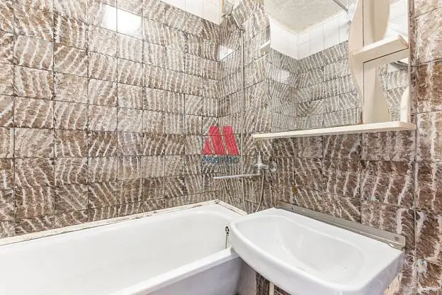 2-комн. квартира, 43,2 м², 2/9 этаж