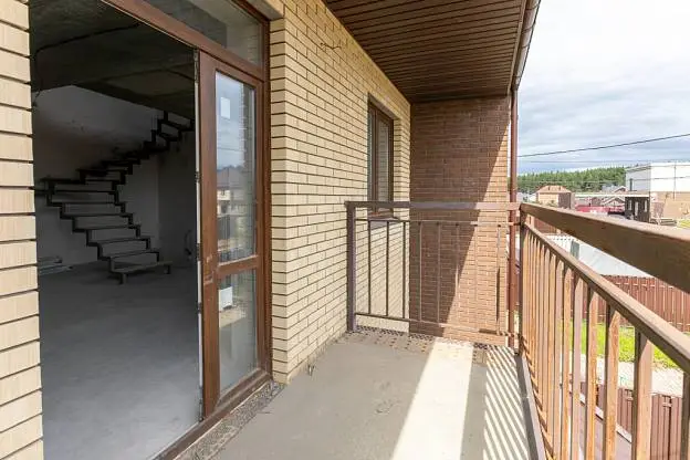 Таунхаус, 230 м², 3 сот., 3 этажа